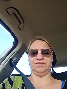 Show modela BLONDKICIA1 na web-kameri