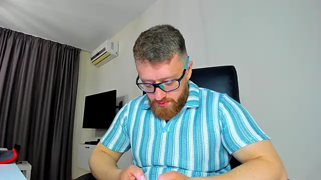 Pertunjukan Kamera Web Findom_guy