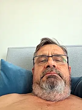 Axer1960 live XXX chat