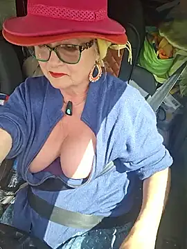 Hot-Muci Webcam show