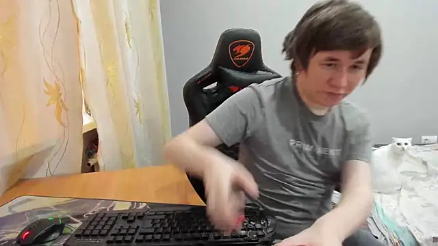 iliaskrislove 在線直播表演