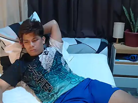 cumwhat_me Show Webcam