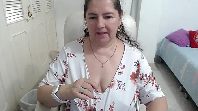 Chat XXX en directo de leonela_69