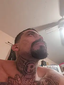 Chat XXX en directo de Cnutt310