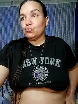 Zuleyka_69's Webcam Show