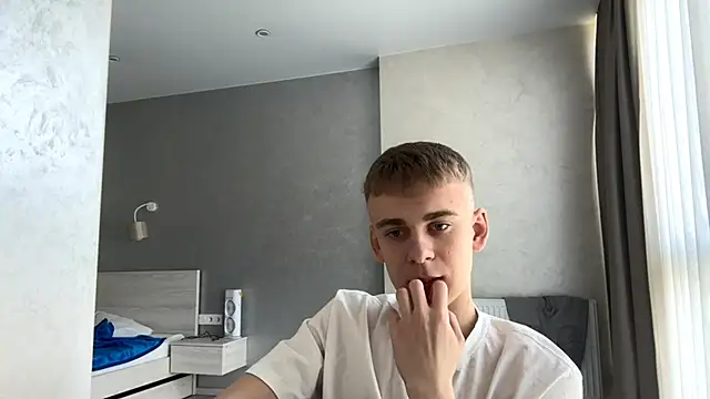 SoloFury Live XXX-Chat