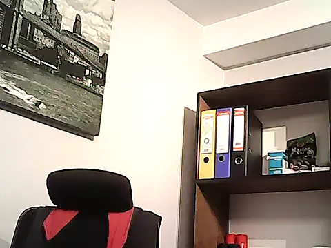 mastercharisma35 Adlı Modelin Web Kamerası Şovu