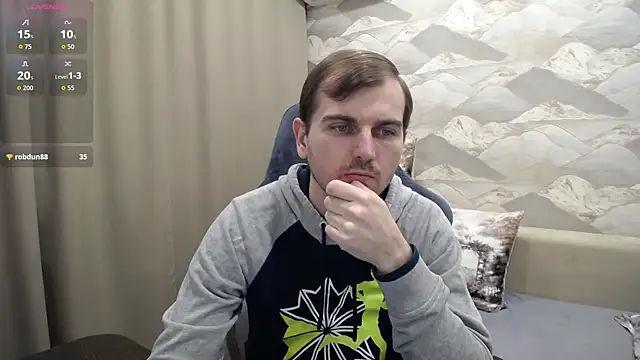 Show modela SerzhKorol1 na web-kameri