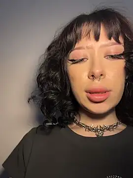 MaryMe__'s Webcam Show