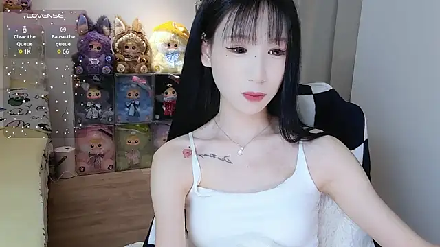 Živý XXX chat M-OTT_