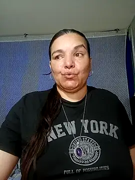 Zuleyka_69's Webcam Show