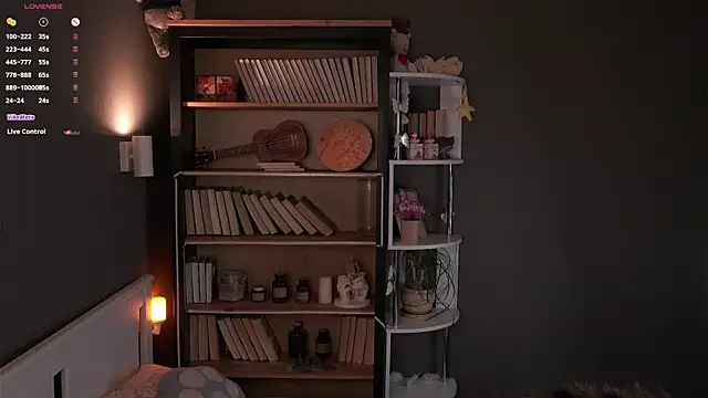 GussieGoold – Naživo XXX chat