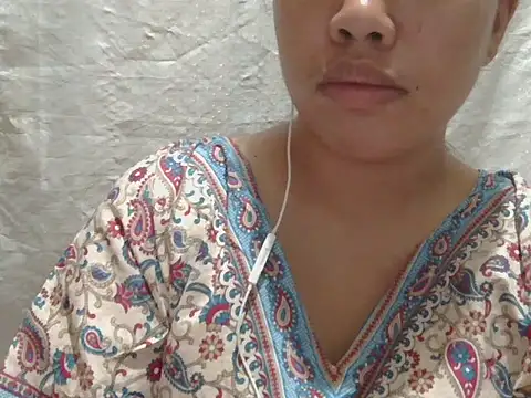 ChubbyButty Live XXX-Chat