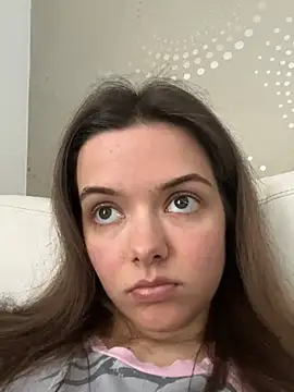 Show modela AForbiddenFlower na web-kameri