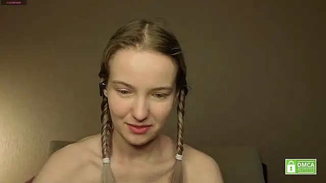 HongTomczak élő XXX-chatje