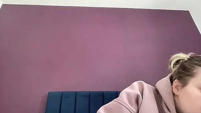 Ellarose-xo Webcam Show