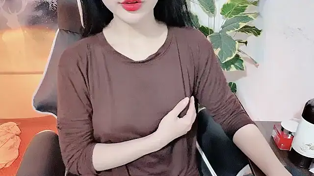 Bino119's Live XXX Chat