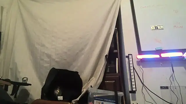 southFLJason305 Adlı Modelin Canlı XXX Sohbeti