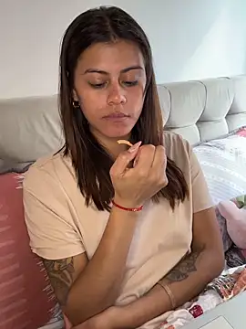 RachelWeisz_ Chat XXX live