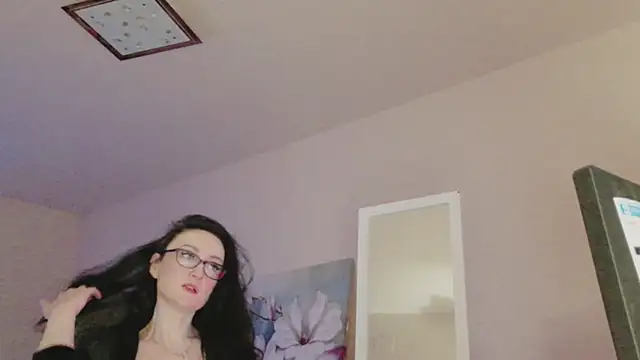 Chatroom XXX en direct de lara_heaven