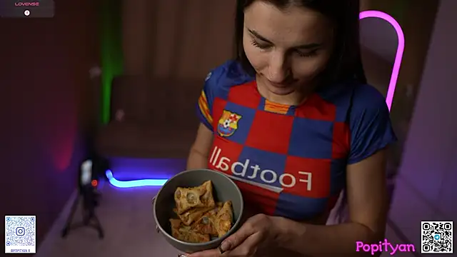 popityan1 élő XXX-chatje