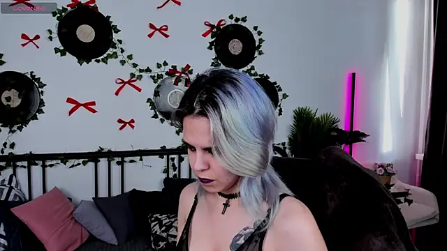 LiraBellen Live XXX chat