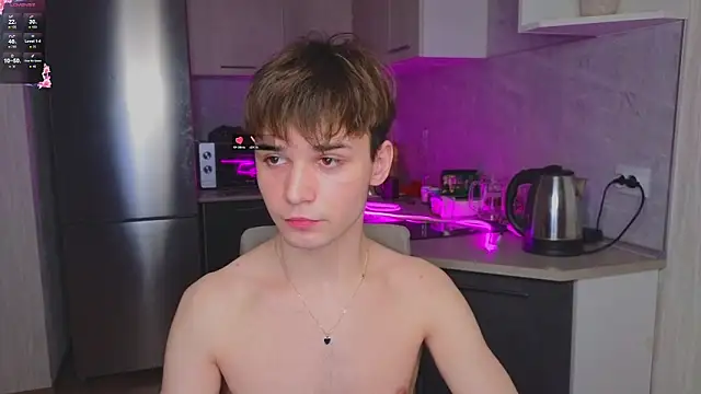 nixyasebe: онлайн-секс-чат