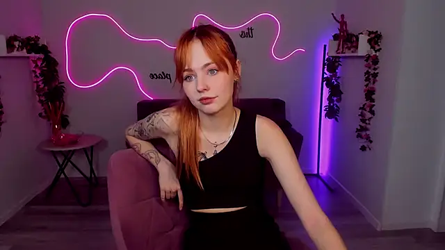 Chat +18 de MiaSensitive ao vivo