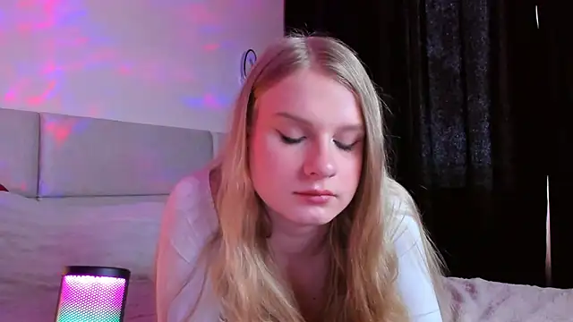 veliss: вебкам-шоу