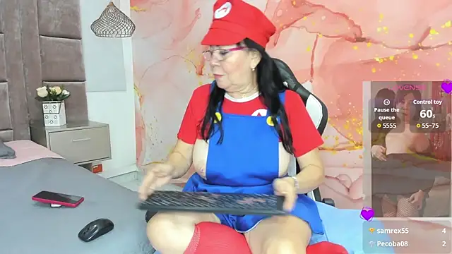 laliItaclark 即時 XXX 聊天