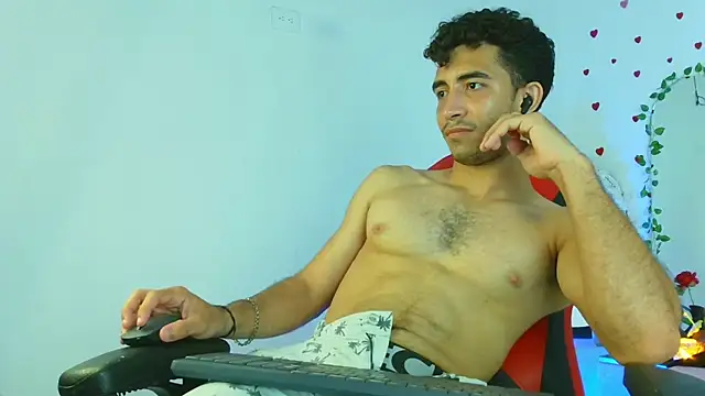 Caius_fox Webcamshow