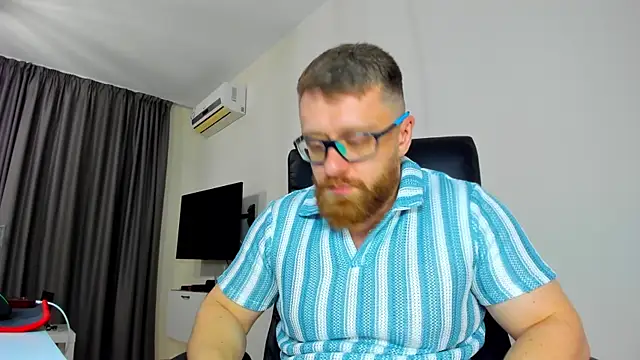 Findom_guy Webcam Show