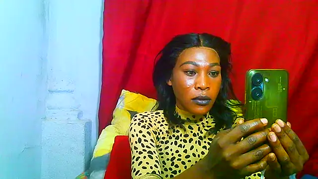 freaky_naughty Adlı Modelin Canlı XXX Sohbeti