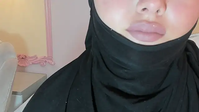 _zharaa: вебкам-шоу