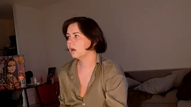 M1ssShyMira – Live XXX-chat