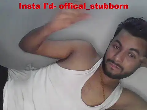 Czat XXX na żywo – Stubborndesiboy