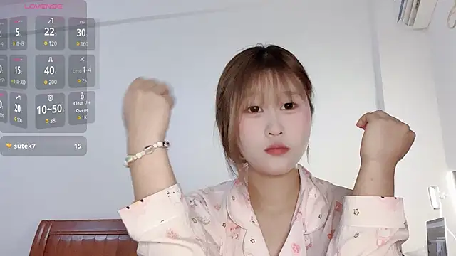 D-DandanのライブXXXチャット