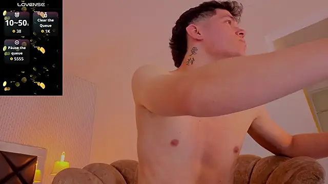 taylor_morgann: онлайн-секс-чат