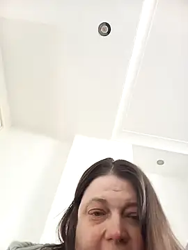 HotHornyEmmaX Webcam Show