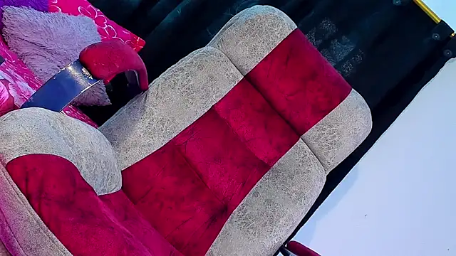 Chatroom XXX en direct de Aless_bigg