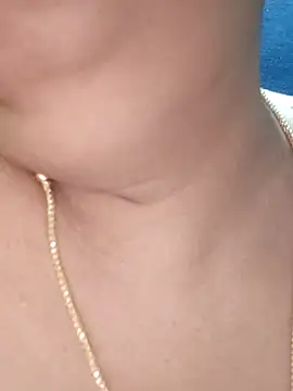 tamilthanushri Adlı Modelin Canlı XXX Sohbeti