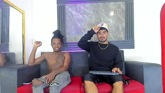 Latins_on_fire Live XXX Chat