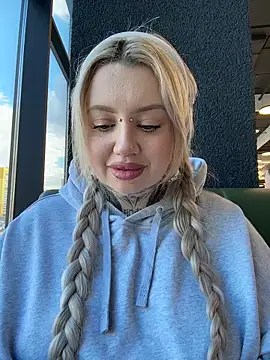 Chiibi Obrolan Langsung XXX