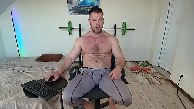 muscleangel18 Adlı Modelin Canlı XXX Sohbeti