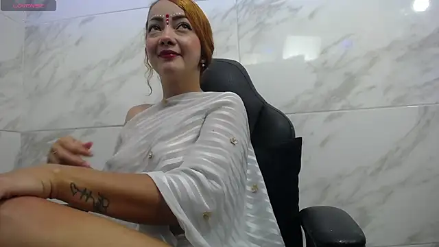 kyra_jeet webkamerás műsora