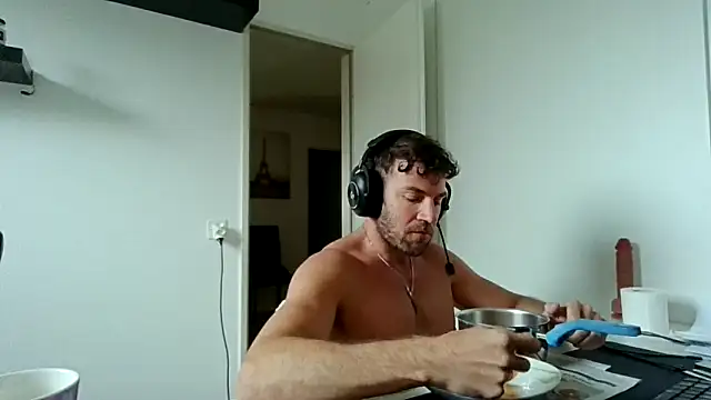 alpha-hunk – Live XXX-chat