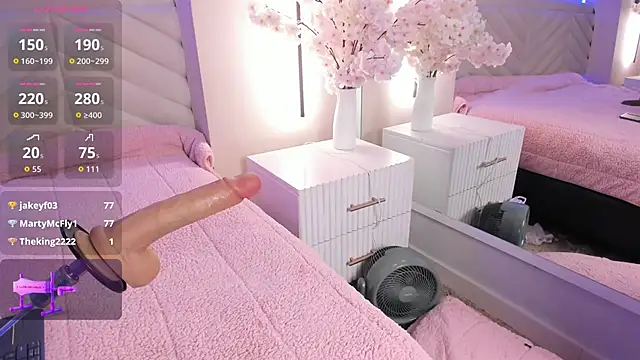 Bella_Williiams: онлайн-секс-чат