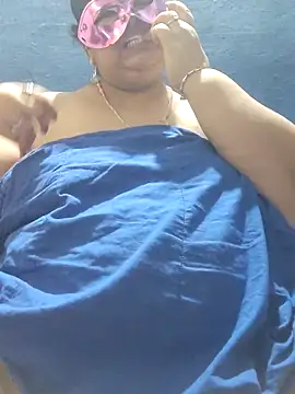 tamilthanushri's Live XXX Chat