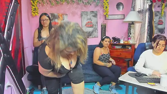 lesbiancuple Chat XXX in diretta