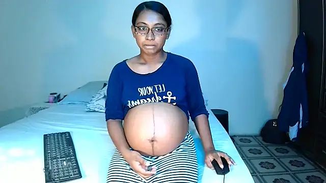 indiansweetflava's Live XXX Chat